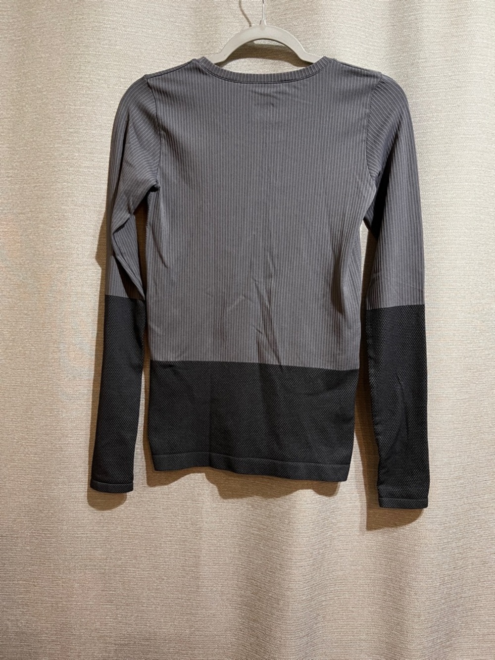 Athleta Flurry Colorblock Seamless Base Layer Top Small Activewear Training - Picture 2 of 8